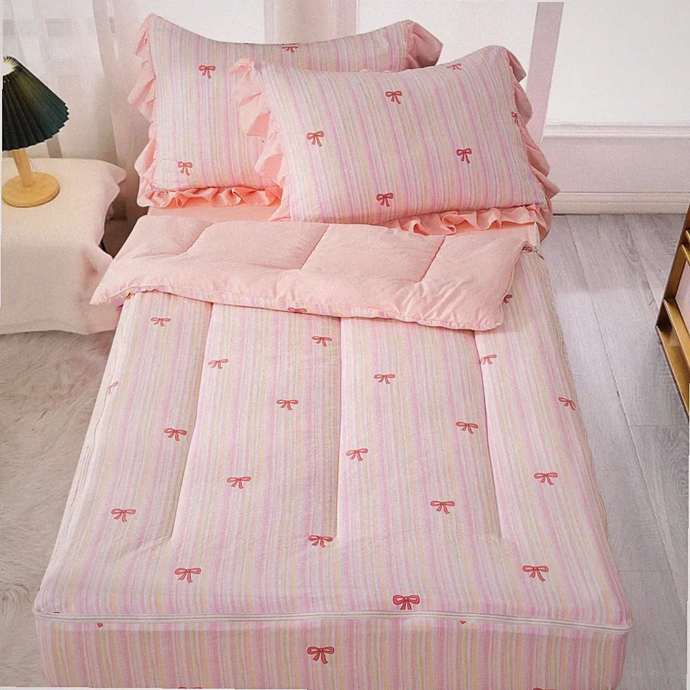 Zipper Bedding Pink Bow Printed on Colorful Rainbow Background Zippered Comfo...